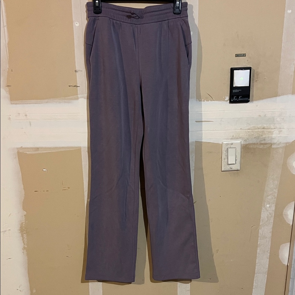 lululemon Softstreme High-Rise Pant
Regular - Purple Ash